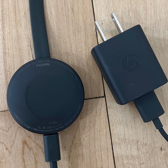 Google Chromecast - Picture 5 of 9